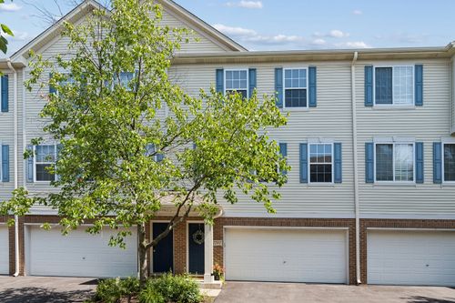 1797 Indian Hill Ln, Aurora, IL, 60503-3639 | Card Image