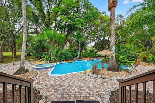 6888 Myakka Valley Trl, SARASOTA, FL, 34241-9768 | Card Image