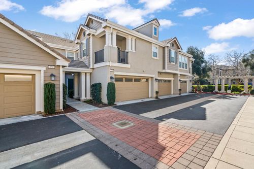274 W Gaspara Dr, Mountain House, CA, 95391-3033 | Card Image