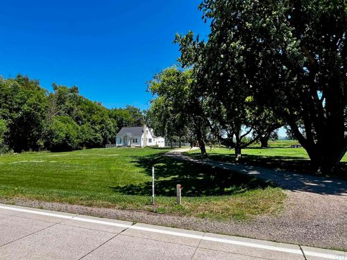 47826 County Road 1b, Elk Point, SD, 57025 | Card Image