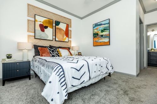 apt-811-9914 W Military Dr, San Antonio, TX, 78251-1848 | Card Image