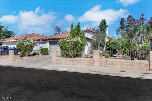 4629 Denwood Dr, Las Vegas, NV, 89147-5160 | Card Image