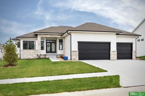 10211 S 191st St, Omaha, NE, 68136-6575 | Card Image