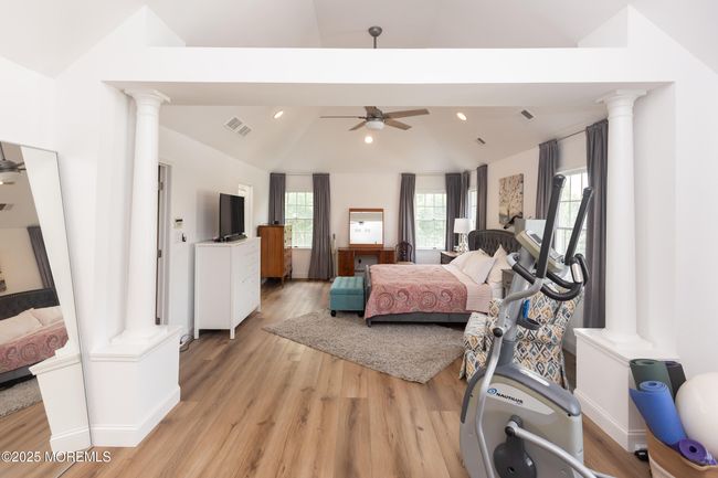 10 English Path, House other with 5 bedrooms, 3 bathrooms and null parking in Freehold NJ | Image 56