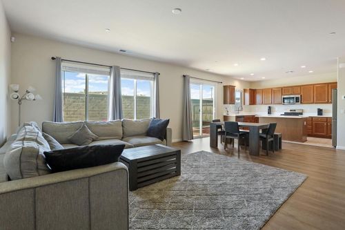 1540 Aspire Way, Modesto, CA, 95356-8007 | Card Image