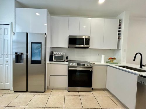 apt-212-5440 Nw 107th Ave, Doral, FL, 33178-4919 | Card Image