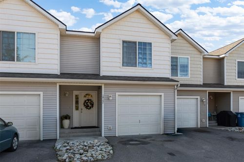 f-1915 Montana Street, Missoula, MT, 59801 | Card Image