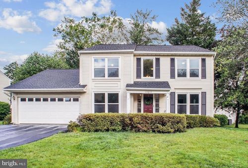 13617 Union Village Cir, CLIFTON, VA, 20124-2357 | Card Image