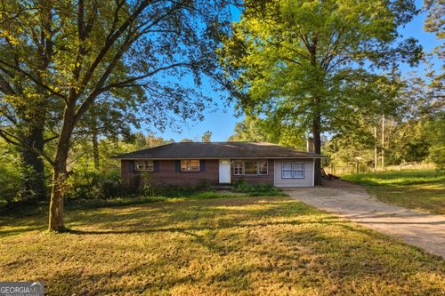 556 Hayes Wilbanks Rd, Toccoa, GA, 30577-8240 | Card Image