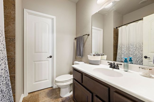 1100 Teravista Xing, House other with 5 bedrooms, 5 bathrooms and 2 parking in Georgetown TX | Image 13
