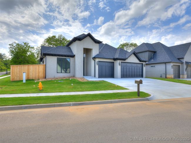 11264 S Fir Ave, House other with 4 bedrooms, 4 bathrooms and null parking in Jenks OK | Image 4