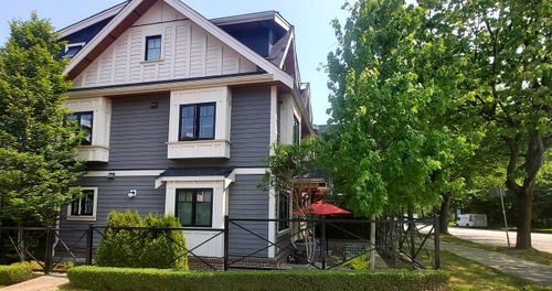 901 E Broadway Way, Vancouver, BC, V5T0H4 | Card Image