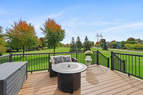 6694 Lakeview Cir Ne, Albertville, MN, 55301-4548 | Card Image