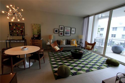 202-2100 Park Ave, Miami Beach, FL, 33139-1754 | Card Image