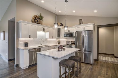 232 S Chestnut St, Ellsworth, WI, 54011-4113 | Card Image