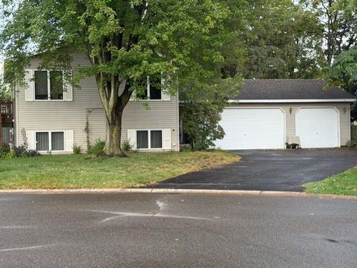 1785 Thury Ct, White Bear Lake, MN, 55110-6646 | Card Image