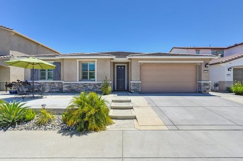3040 Flamenco Way, Roseville, CA, 95747-4348 | Card Image