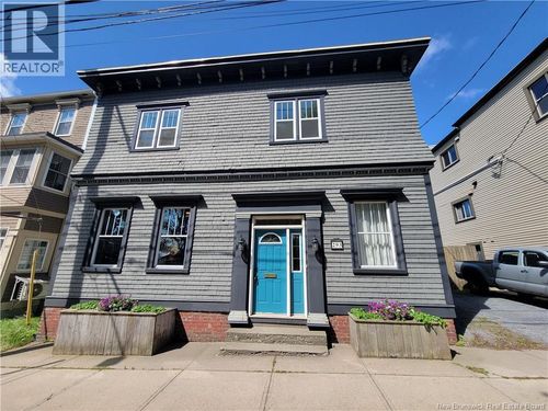 293 Crown St, Saint John, NB, E2L2Y3 | Card Image