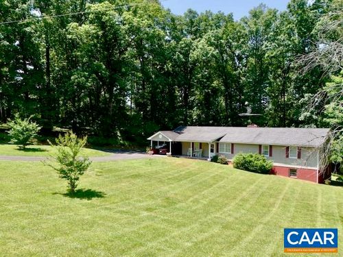 582 Miller School Rd, CHARLOTTESVILLE, VA, 22903-7315 | Card Image