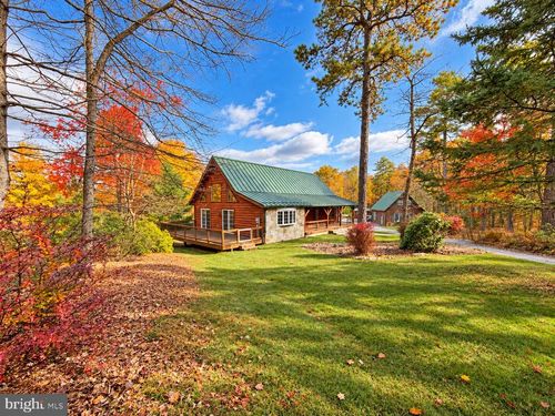 430 Hirschmann Road, Biglerville, PA, 17307 | Card Image