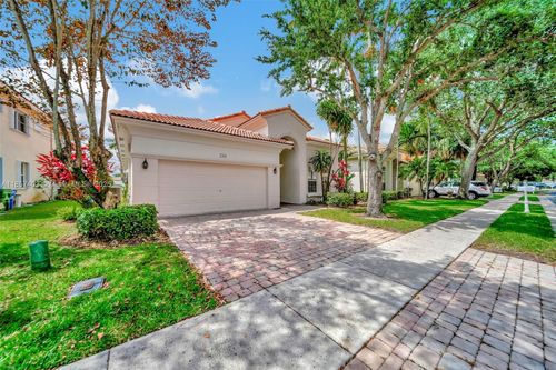 7314 Nw 19th Ct, Pembroke Pines, FL, 33024-1014 | Card Image