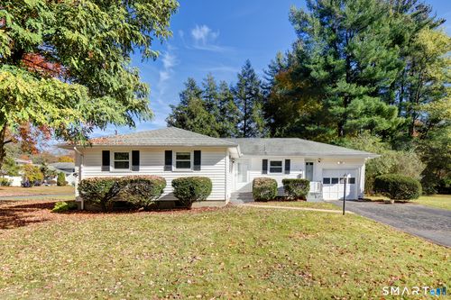 4 Northbrook Dr, West Hartford, CT, 06117-1521 | Card Image