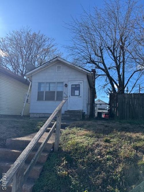 4956 Tiemann Ave, Saint Louis, MO, 63123-4719 | Card Image