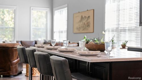 0030-23876 Seminole Trl, Novi, MI, 48375-3904 | Card Image