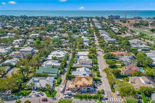 776 7th Ave N, House other with 4 bedrooms, 3 bathrooms and null parking in Naples FL | Image 39