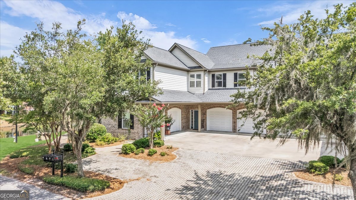 Residential in Richmond Hill 2