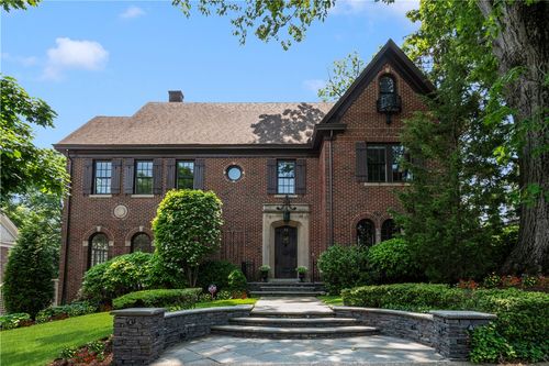 75 Hazard Ave, Providence, RI, 02906-3325 | Card Image