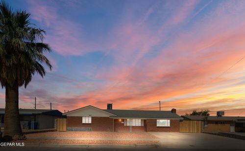 2517 Fir St, El Paso, TX, 79925-5301 | Card Image