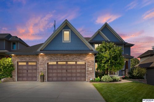 19701 Farnam St, Elkhorn, NE, 68022-4834 | Card Image