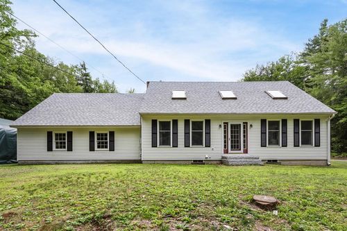 237 Governors Rd, Brookfield, NH, 03872-7304 | Card Image