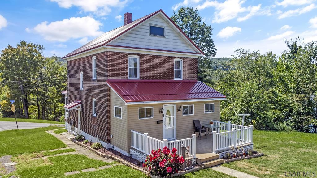 Penn St, Nanty Glo, PA 15943
