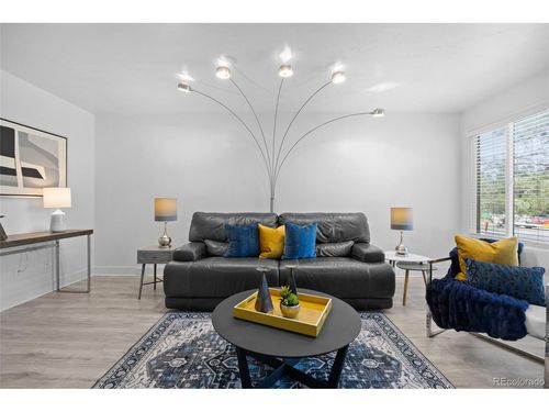 1251 S Sable Blvd, Aurora, CO, 80012-4633 | Card Image