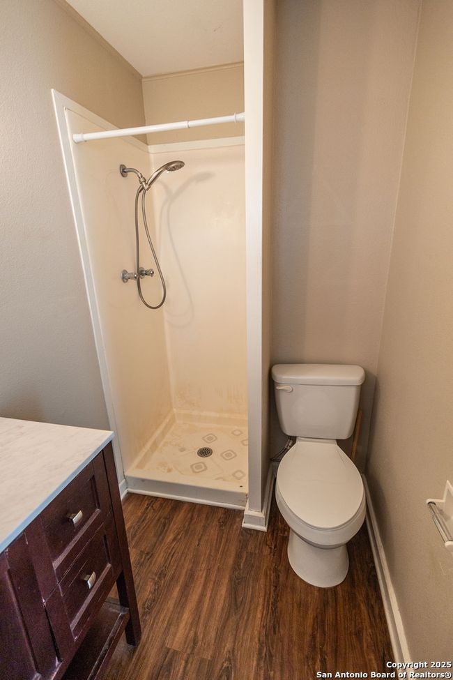 219 S Pickford, House other with 2 bedrooms, 2 bathrooms and null parking in Sabinal TX | Image 18
