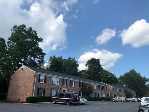 66-2517 Hydraulic Rd, CHARLOTTESVILLE, VA, 22901-2341 | Card Image