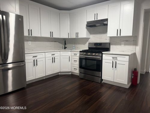 2-198 New Brunswick Ave, Perth Amboy, NJ, 08861-4112 | Card Image