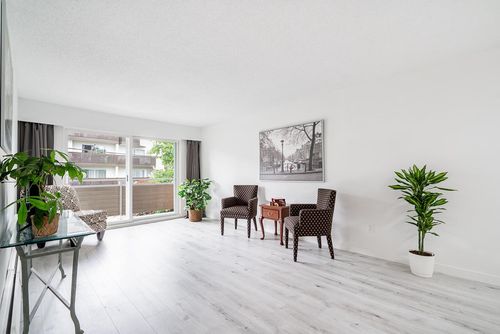 318-750 E 7th Ave, Vancouver, BC, V5T4H5 | Card Image