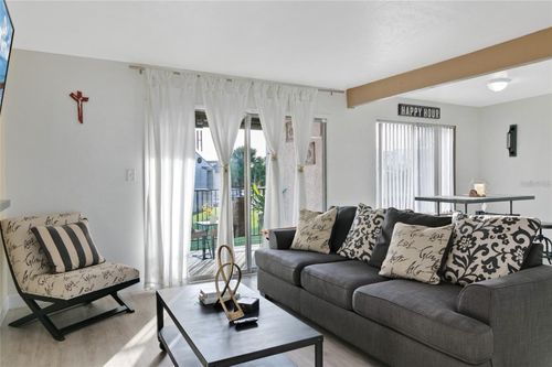 2022-2022 Ludlow Ln, ORLANDO, FL, 32839-7529 | Card Image