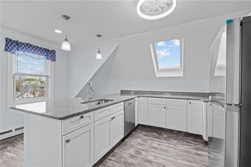 3-17 Selkirk Rd, Cranston, RI, 02905-3718 | Card Image