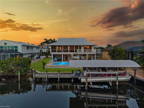 2407 Sycamore St, ST. JAMES CITY, FL, 33956-2067 | Card Image