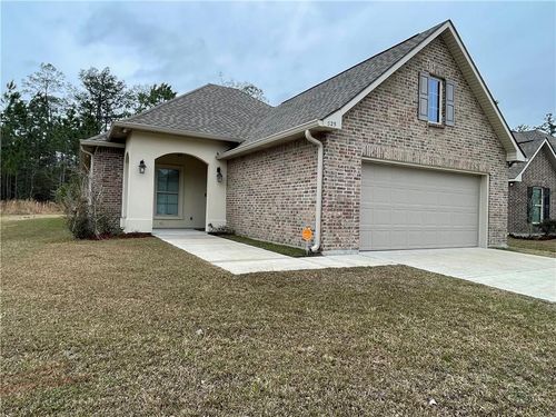 525 Oakley Blvd, Pearl River, LA, 70452-6301 | Card Image