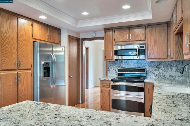 1056 Camino Verde Cir, Townhouse with 3 bedrooms, 4 bathrooms and 2 parking in Walnut Creek CA | Image 60
