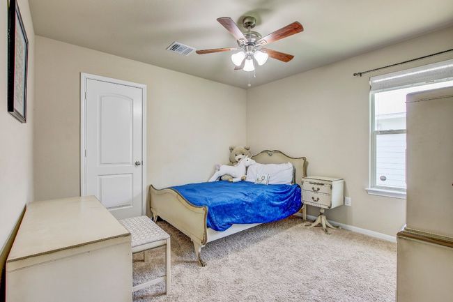 400 Pinnacle Dr, House other with 3 bedrooms, 2 bathrooms and 4 parking in Georgetown TX | Image 20