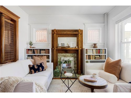 apt-1-950 N Ogden St, Denver, CO, 80218-2828 | Card Image