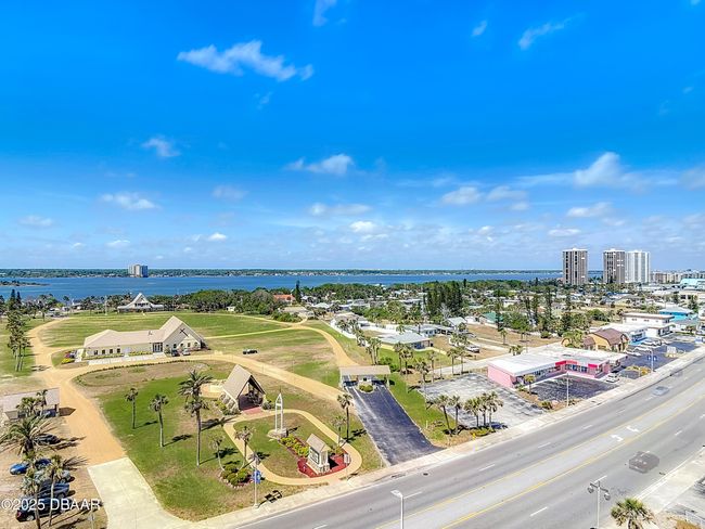 Riverview Balcony View | Image 42