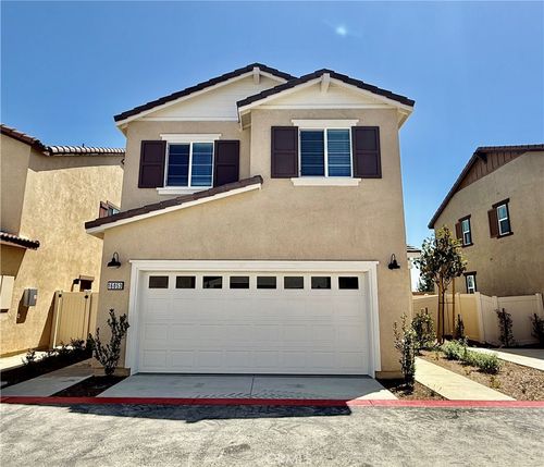 16053 Montenegro Ln, Fontana, CA, 92336 | Card Image