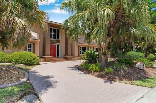 11999 Sw 92nd Ln, Miami, FL, 33186-2058 | Card Image